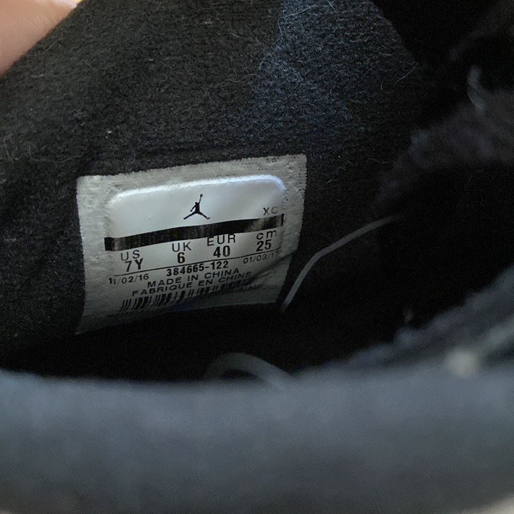 Nike Air Jordan 6 (Retro White Jade Black) - Picture 5 of 6